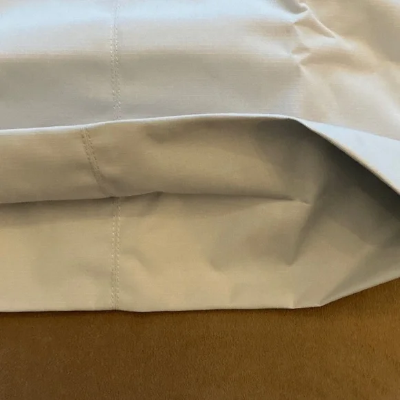 Bellroy Market Tote in Pale Blue - Picture 10 of 12